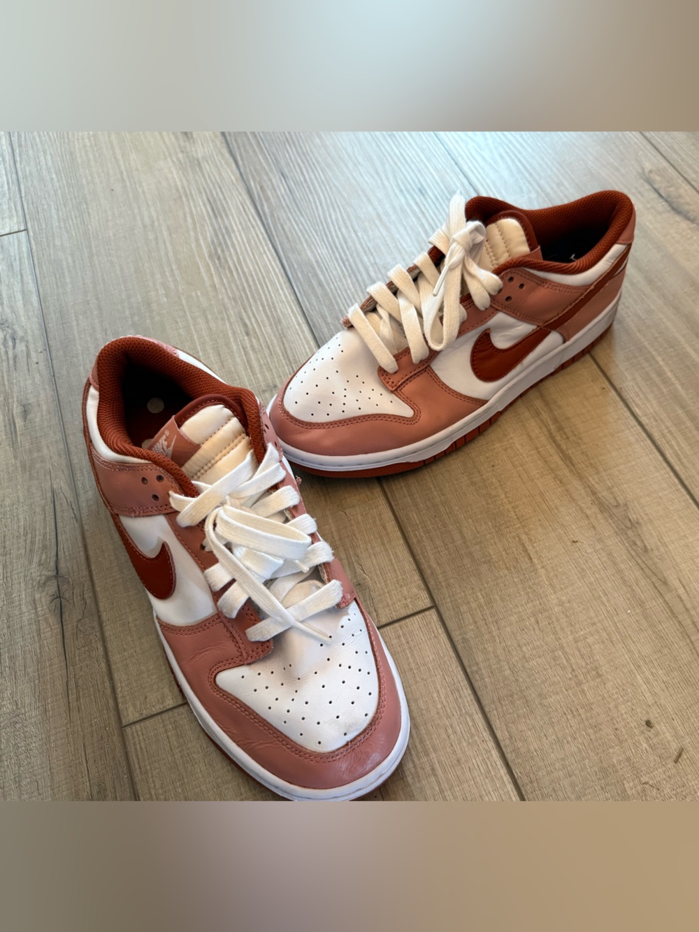 Nike Men’s Low-Top Sneakers in White and Rust